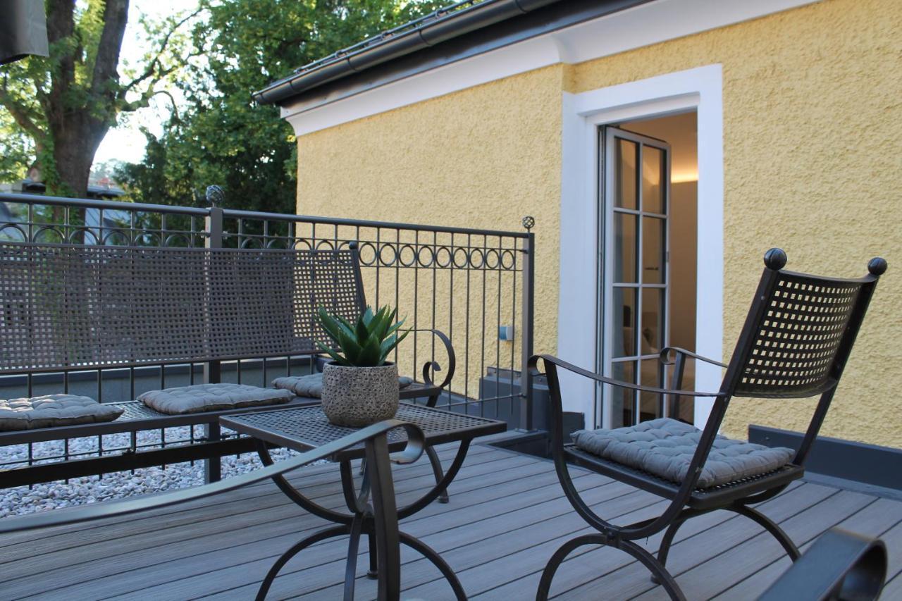 Mozart'S Garden Villa Salzburg Exteriör bild